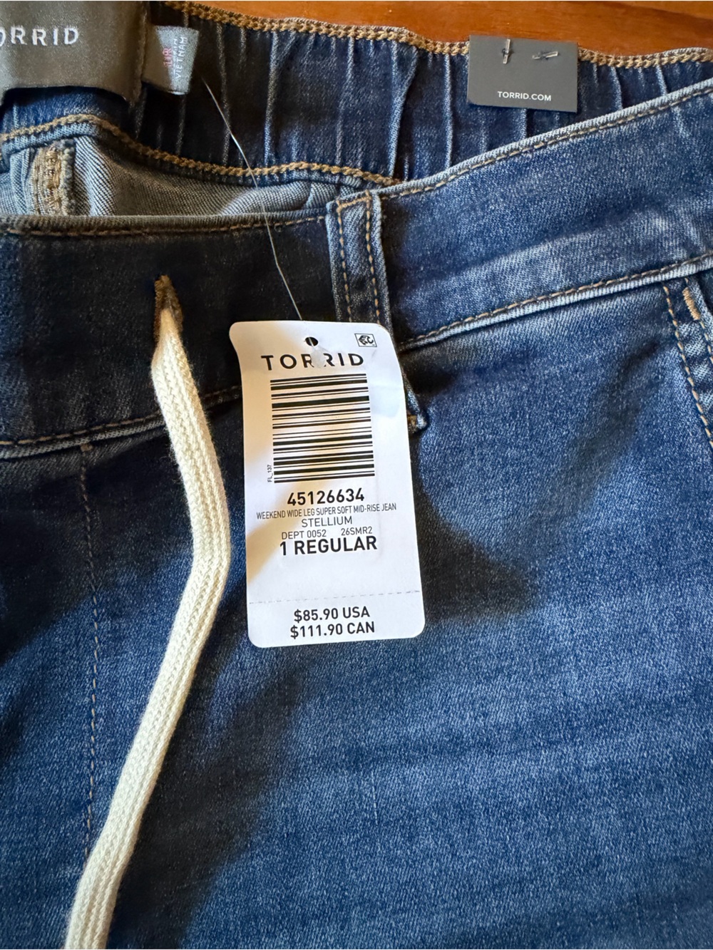 torrid Medium Blue Relaxed Wide-Leg Drawstring Jeans - Picture 2 of 4